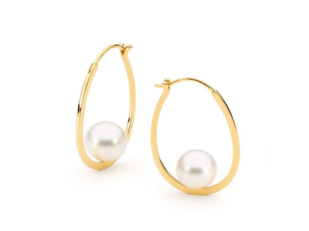 Looped Oval Pearl Earrings