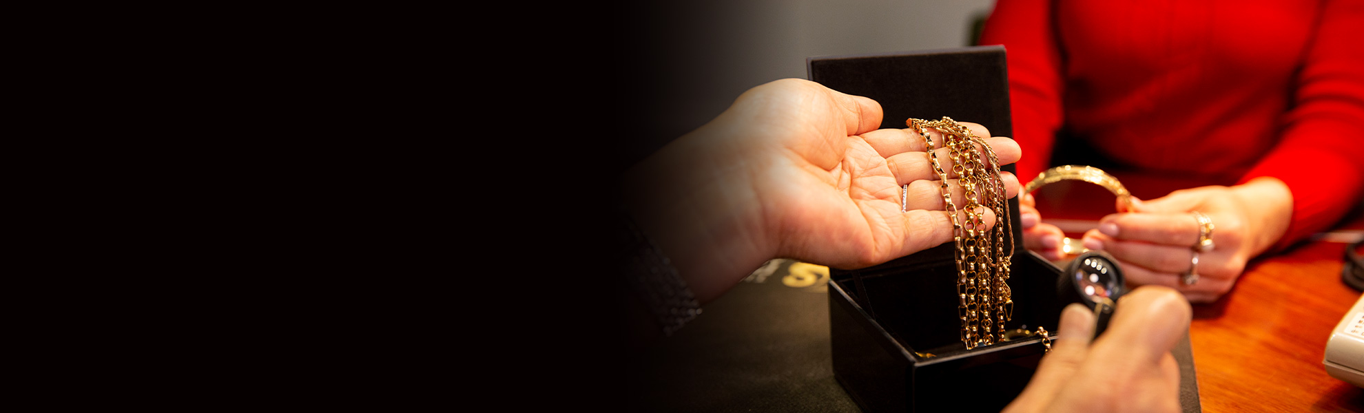 Buy and sell gold at The Perth Mint.