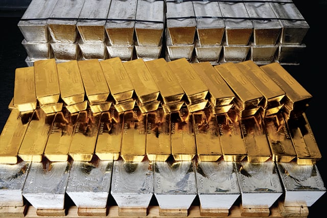 640x480Hero Invest landing page silver and gold bars