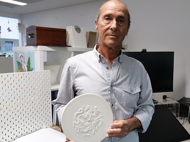 Jovan Radanovich 640X480