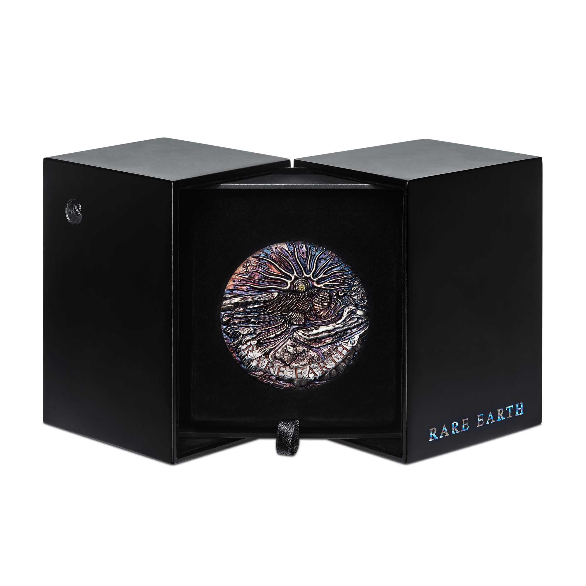 04 rare earth patina 2018 5oz silver high relief InCase