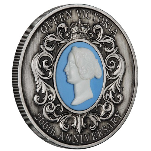 01 queen victoria 200th anniversary cameo 2019 2oz silver antiqued OnEdge