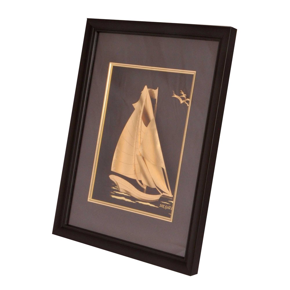 03 3d gold plated ship frame
