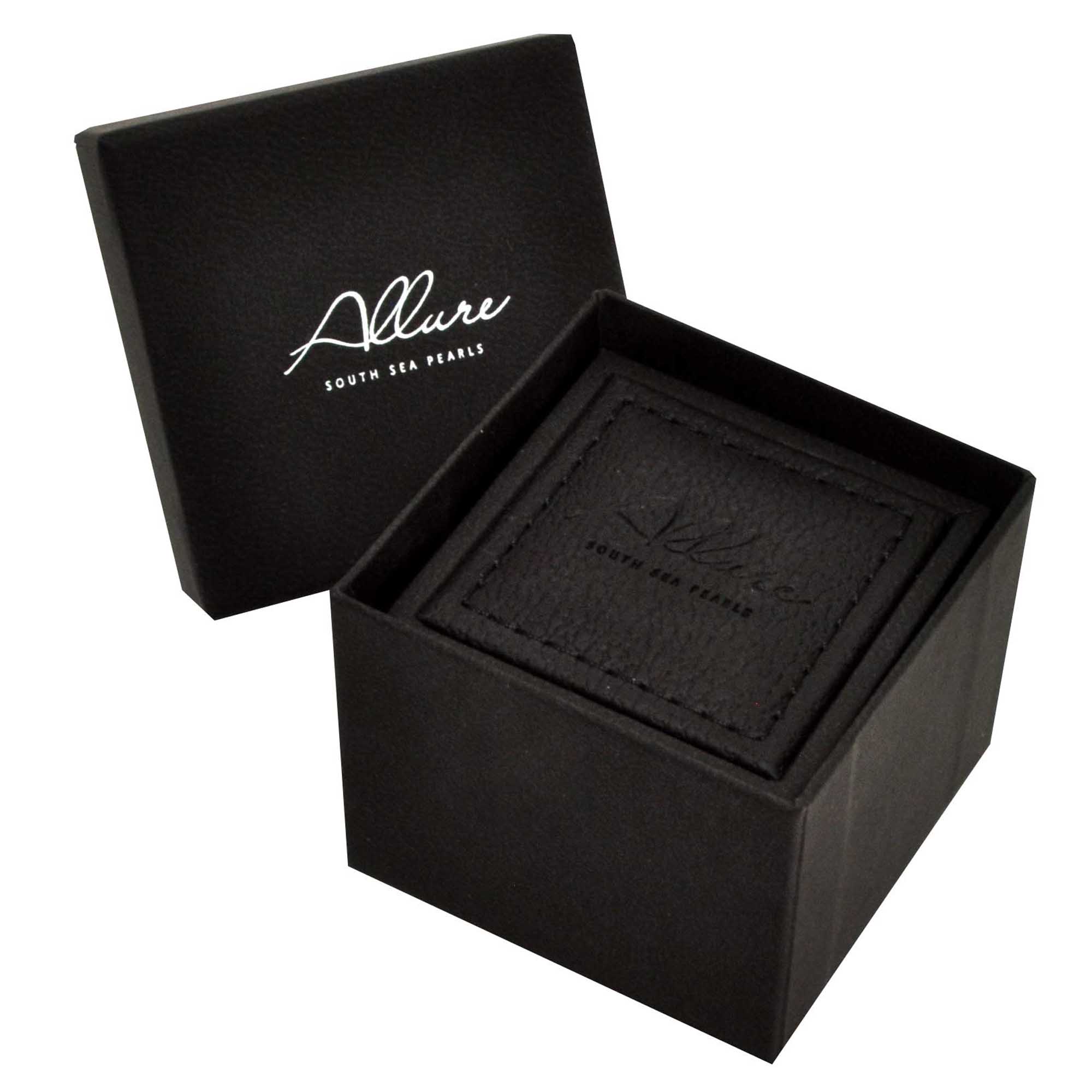 02 looped oval pearl earrings InCase