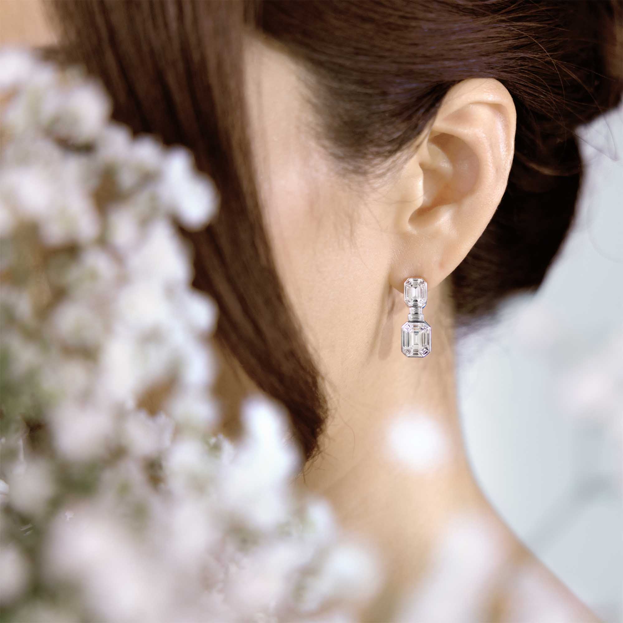 2 Candice White Diamond Earrings EA300042 Model