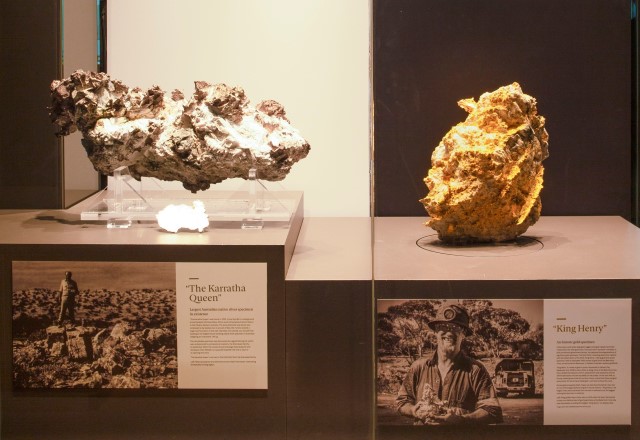 Karratha Queen silver specimen and the Kind Henry gold specimen on display at The Perth Mint. 