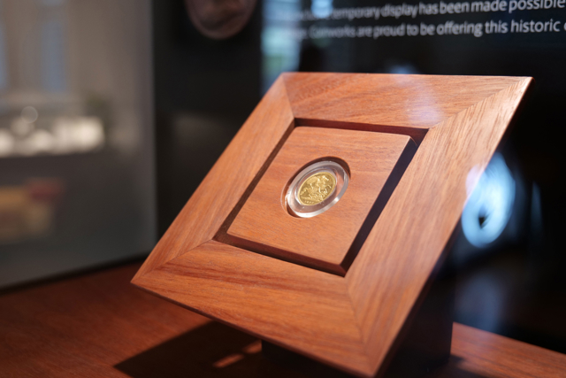 coin display